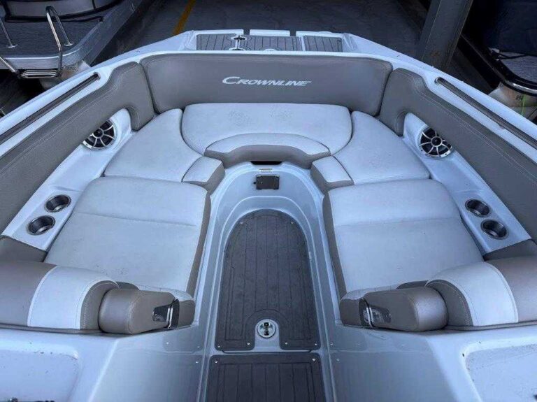 2023 Crownline E275 - Arch - JUST REDUCED!!! US-KIS88784F223 [photo 33]